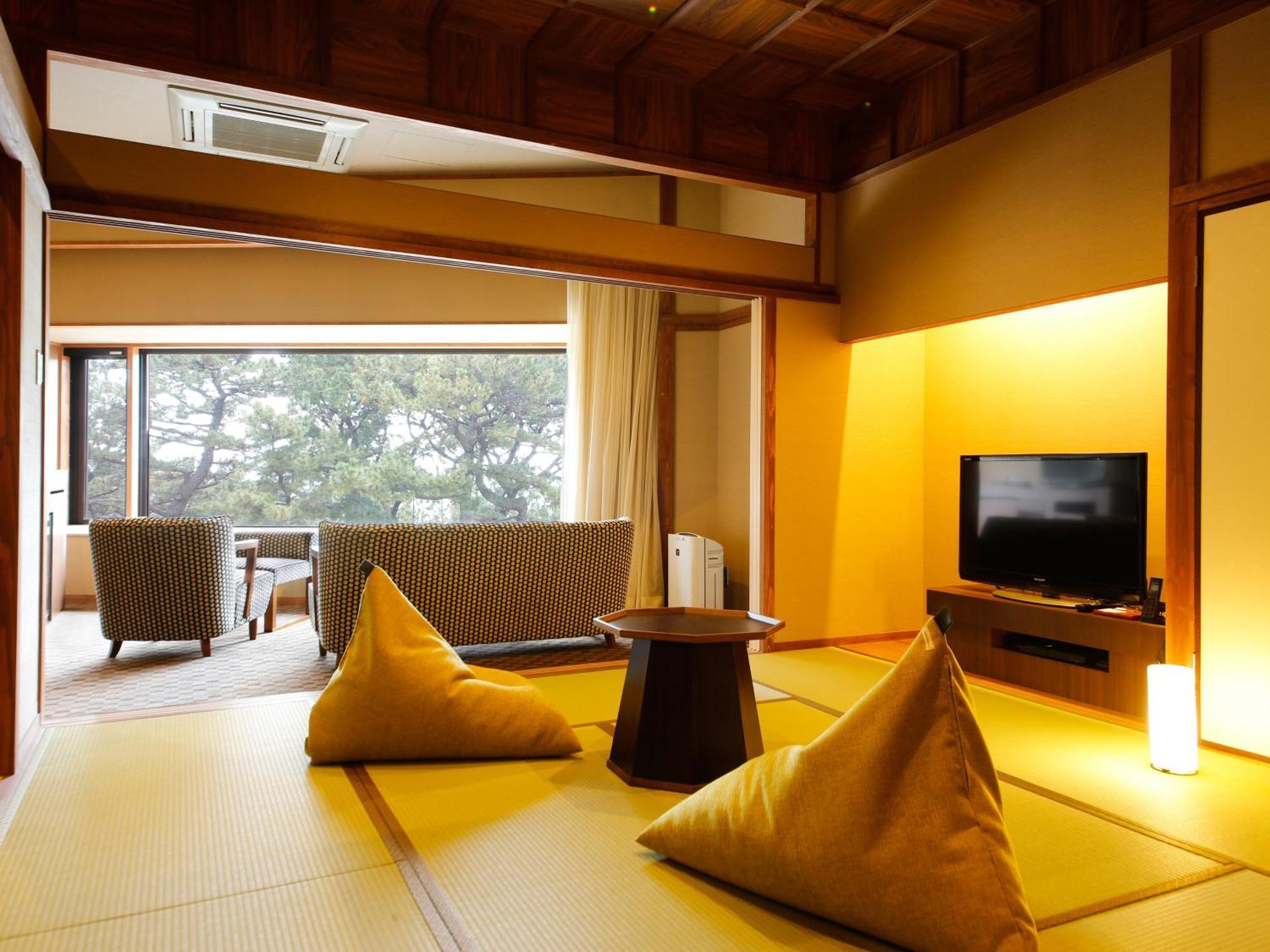 Awaji Hamarikyu Hotel Minamiawaji Exterior photo