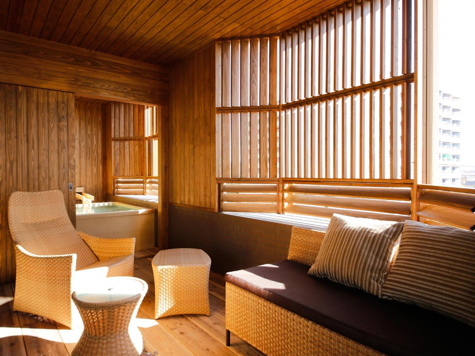 Awaji Hamarikyu Hotel Minamiawaji Exterior photo