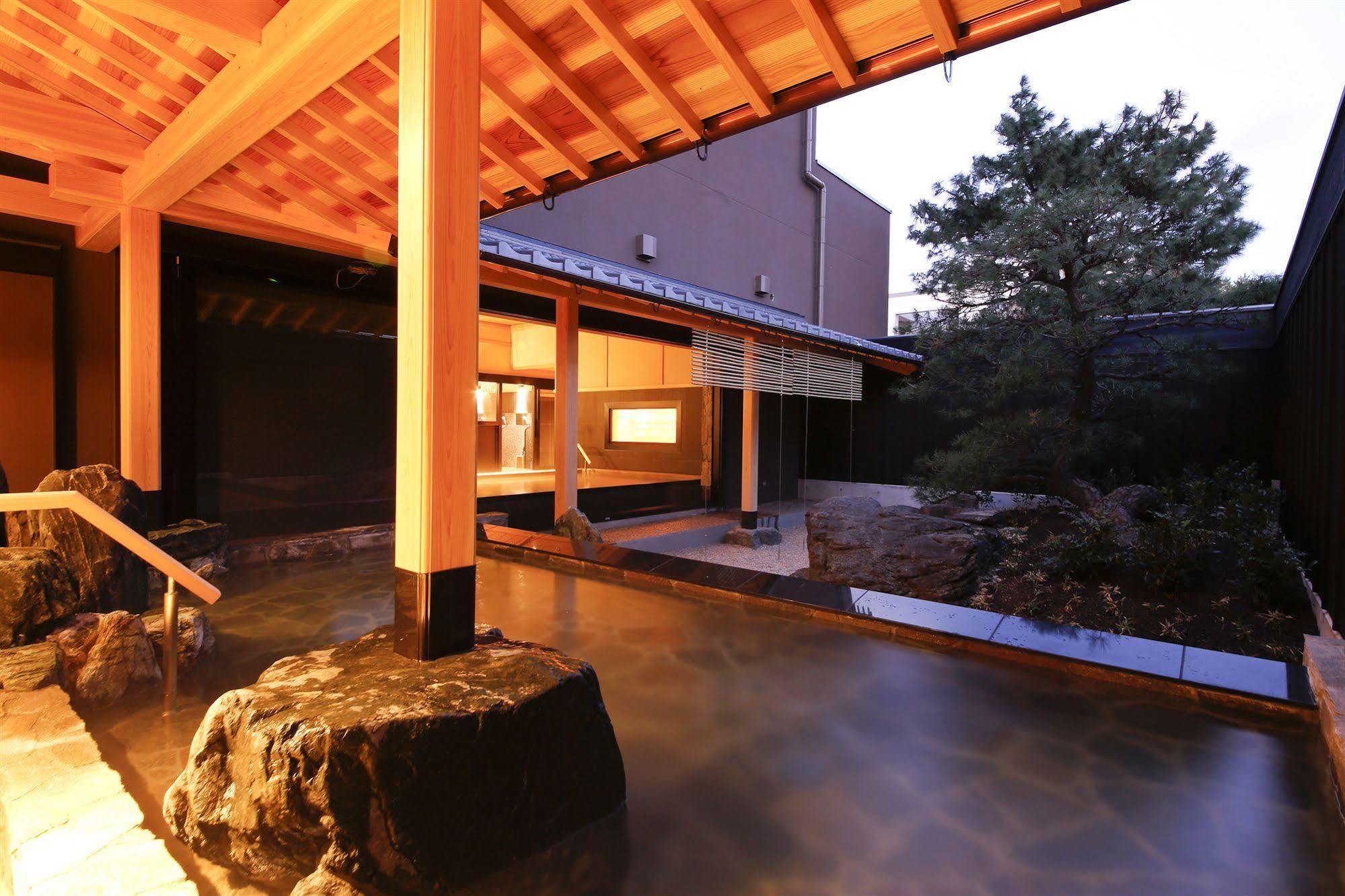 Awaji Hamarikyu Hotel Minamiawaji Exterior photo